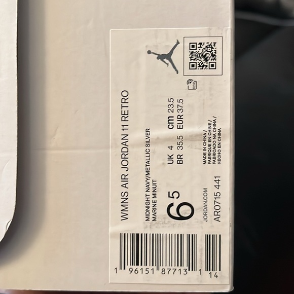 -Retro 11 Jordan - Picture 6 of 6